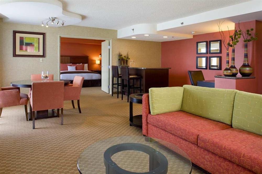 Doubletree By Hilton Denver Tech Гринвуд-Вилледж Экстерьер фото